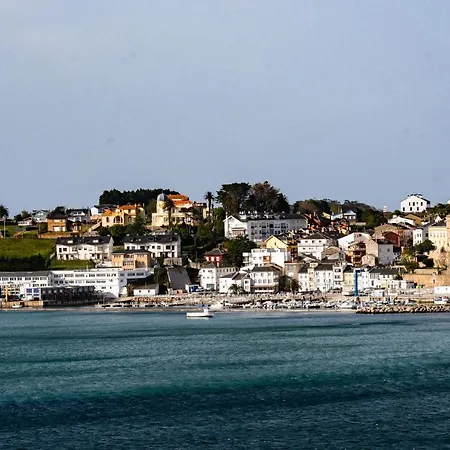 Homes Figueras At * Castropol