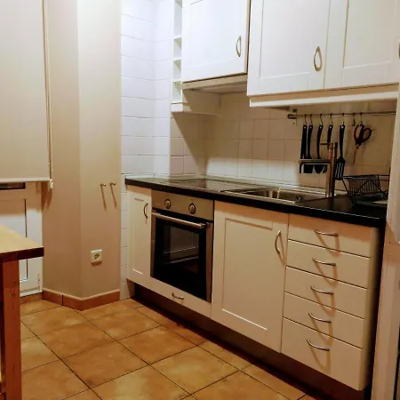 Homes Figueras At Apartament Castropol