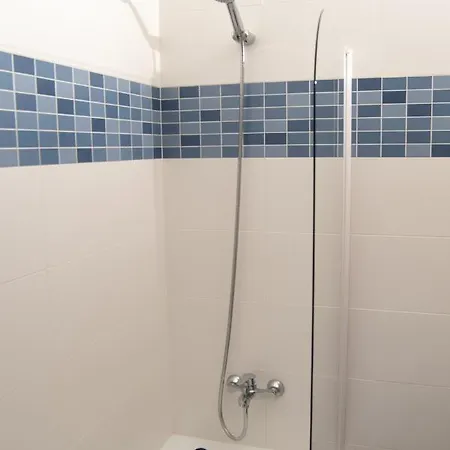 Homes Figueras At Apartament Castropol