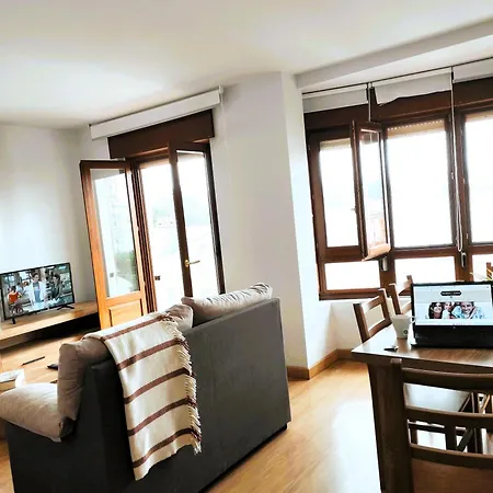 Homes Figueras At Apartament