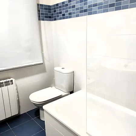 Apartament Homes Figueras At