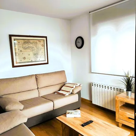 Homes Figueras At Apartament