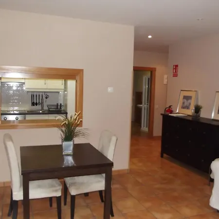 Homes Figueras At * Castropol